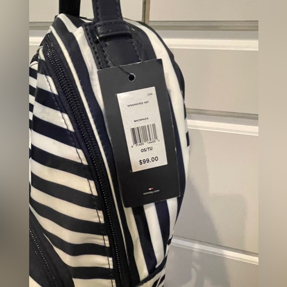 Tommy Hilfiger backpack new - Picture 6 of 14